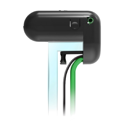 ���i����